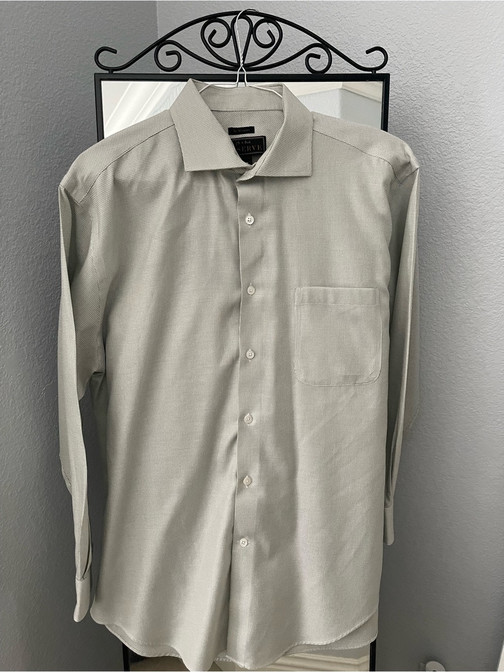 Jos. A. Bank Reserve Men's Light Gray/Green Dress Shirt